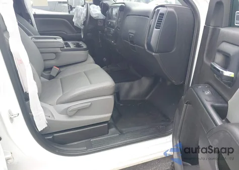 2018 Chevrolet Silverado 1500 Wt z USA, uszkodzony, nr VIN 1GCVKNEC6JZ299538